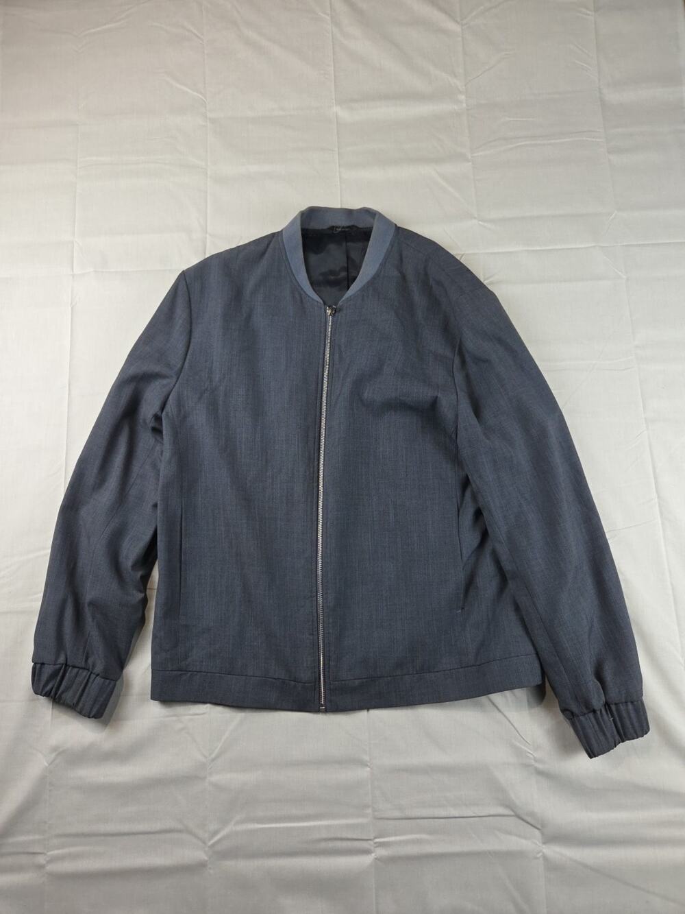 Men's CedarWood Slim Fit gray bomber jacket Size: Large
